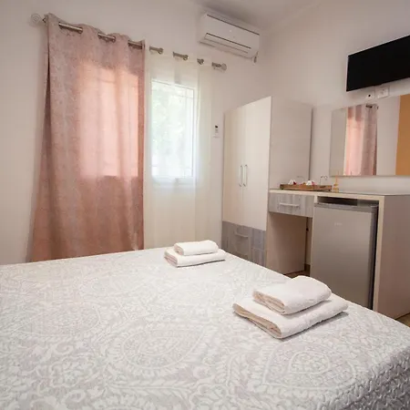 Dagos Rooms Dhermi Exterior photo